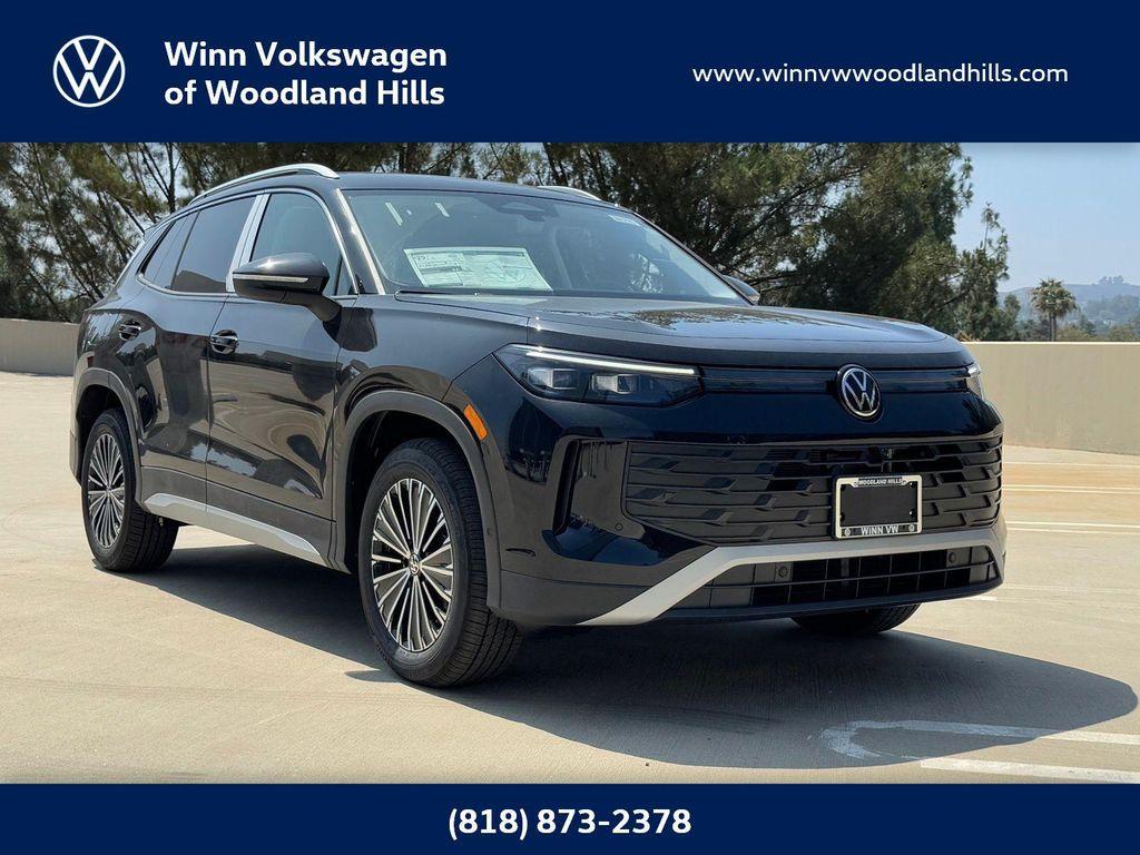 new 2025 Volkswagen Tiguan car, priced at $32,682