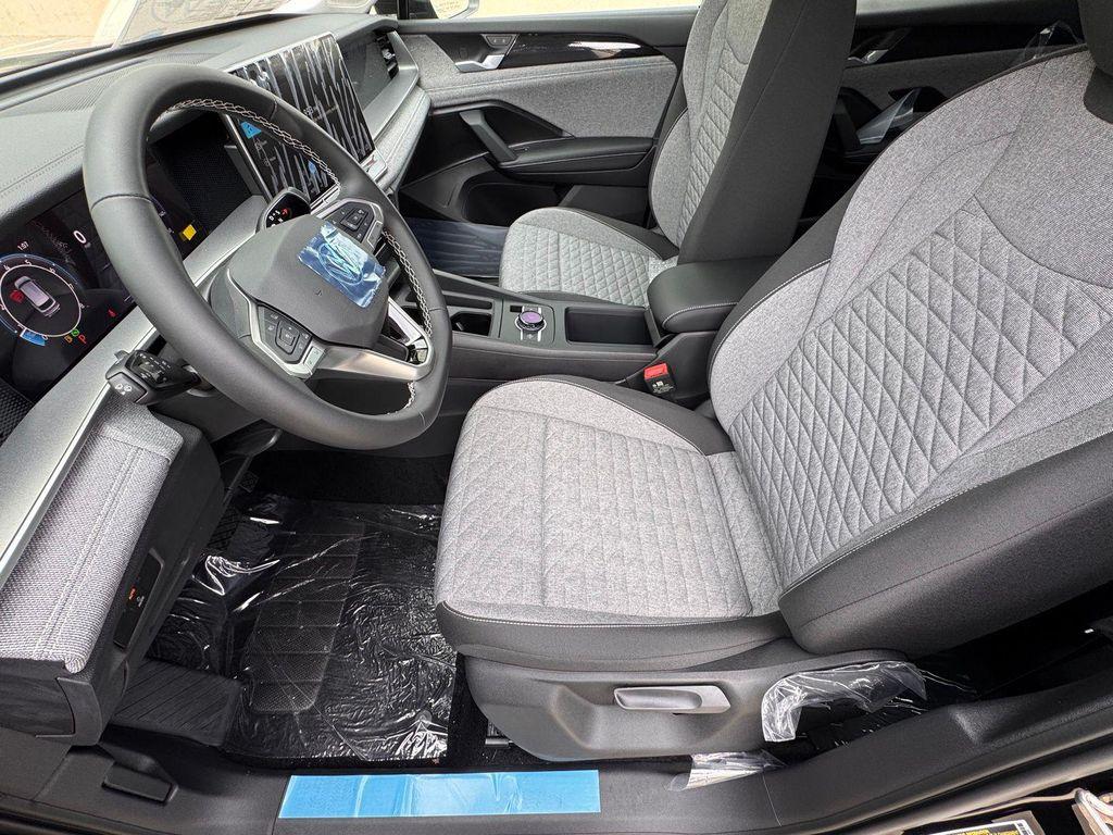 new 2025 Volkswagen Tiguan car, priced at $32,271