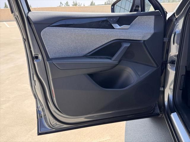 new 2025 Volkswagen Tiguan car, priced at $31,705