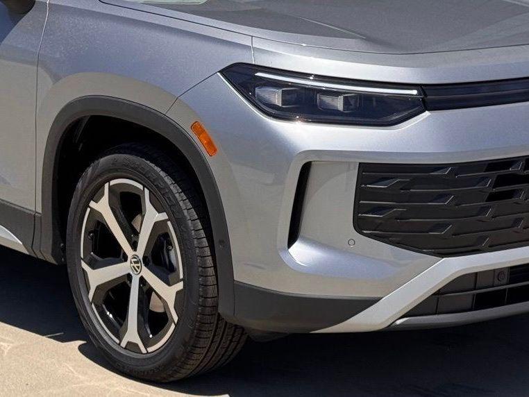 new 2025 Volkswagen Tiguan car, priced at $35,103