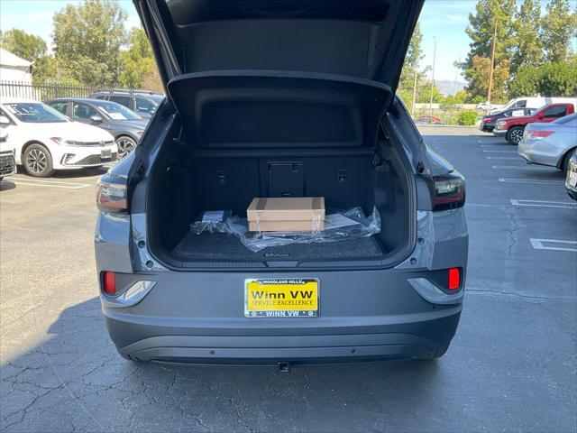 new 2025 Volkswagen ID.4 car, priced at $55,761