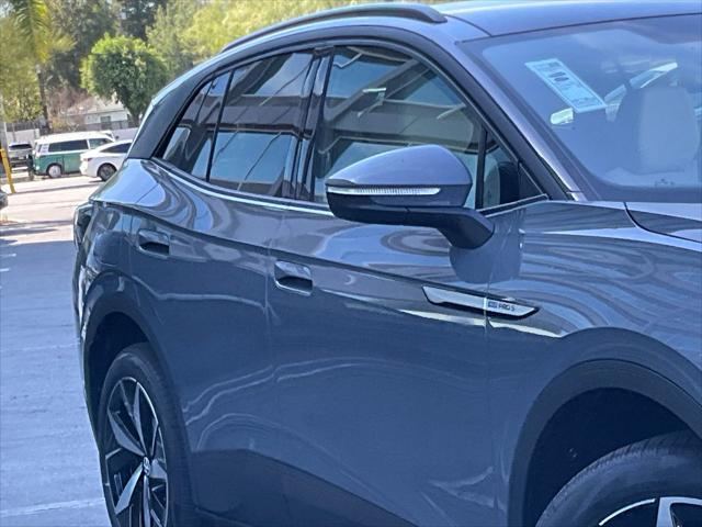 new 2025 Volkswagen ID.4 car, priced at $55,761