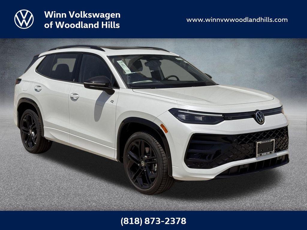 new 2025 Volkswagen Tiguan car, priced at $39,898