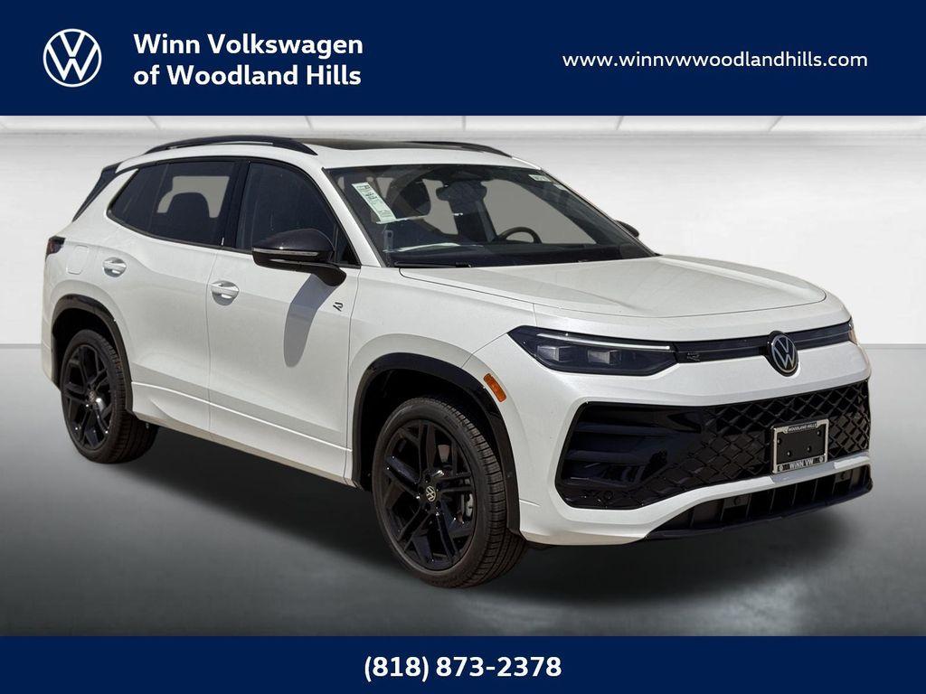 new 2025 Volkswagen Tiguan car, priced at $39,898