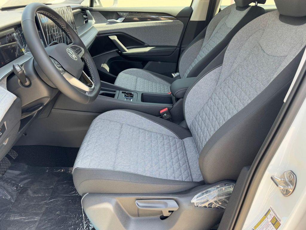 new 2025 Volkswagen Tiguan car, priced at $32,382