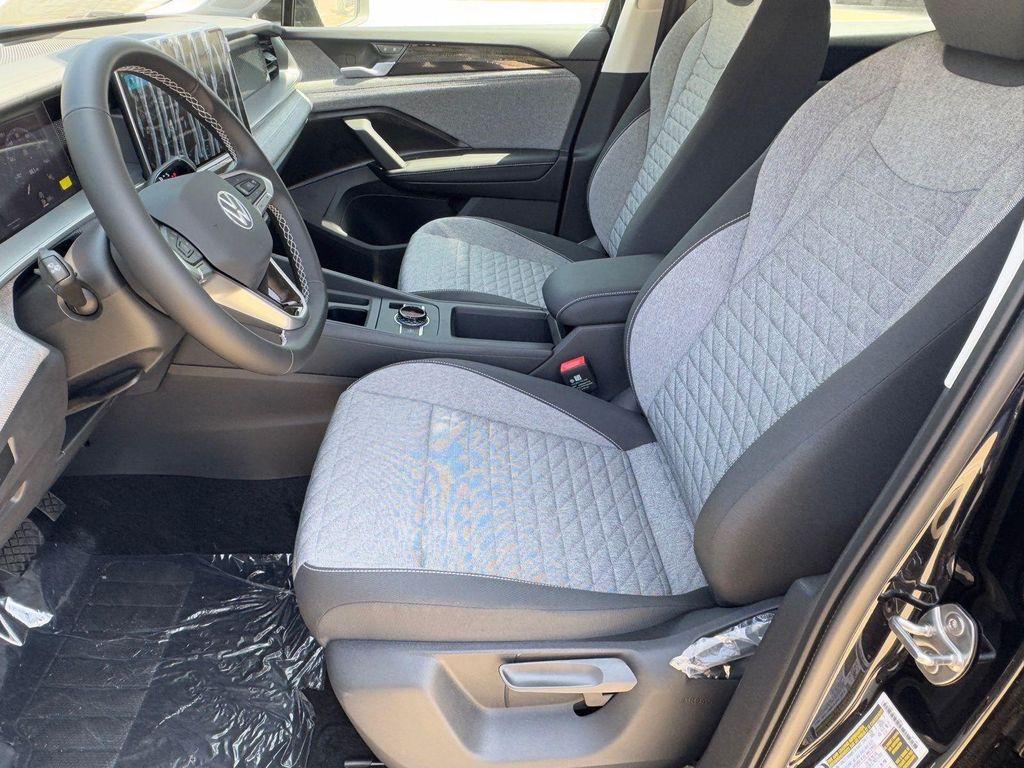 new 2025 Volkswagen Tiguan car, priced at $32,371