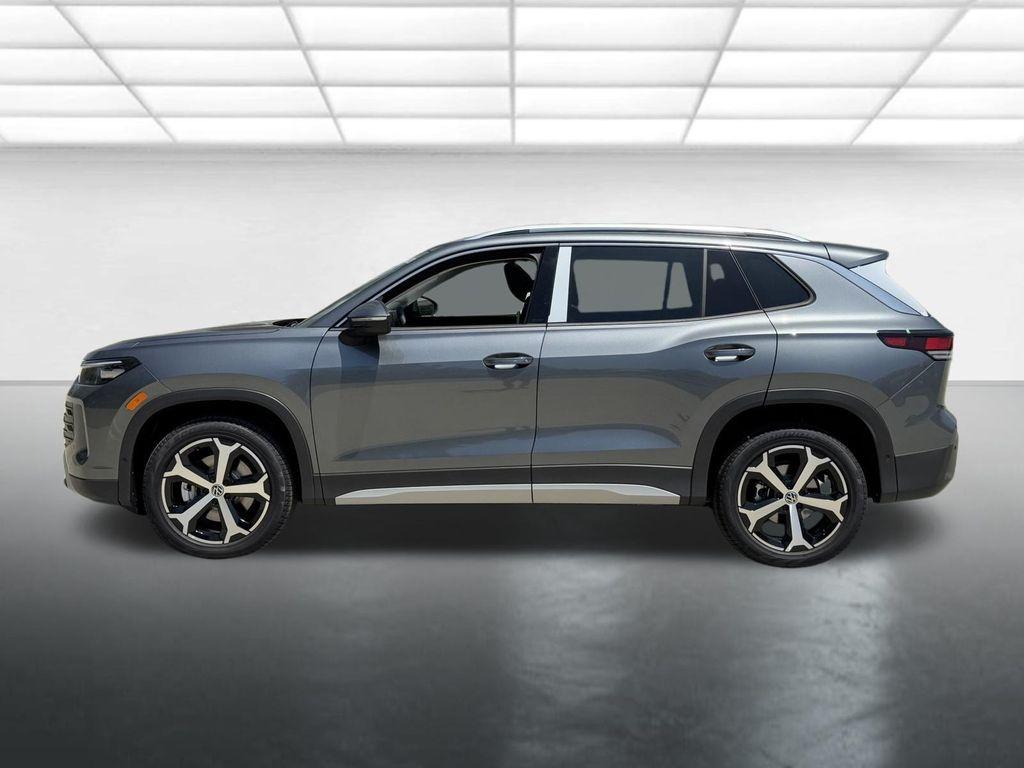 new 2025 Volkswagen Tiguan car, priced at $38,176