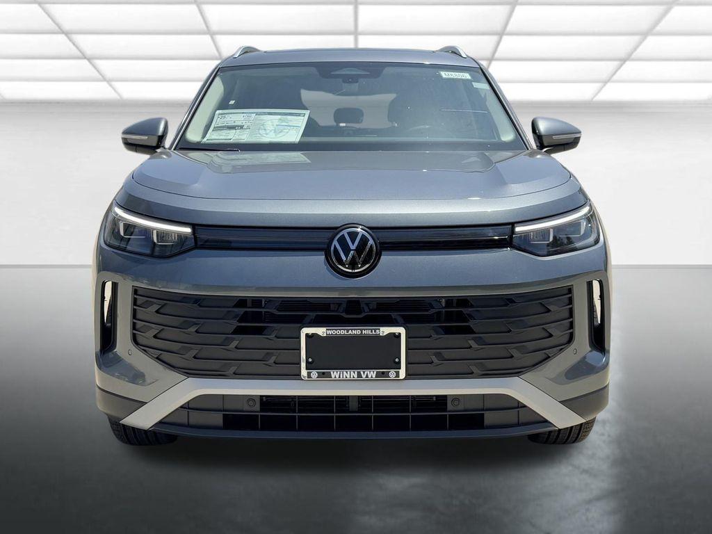 new 2025 Volkswagen Tiguan car, priced at $38,176