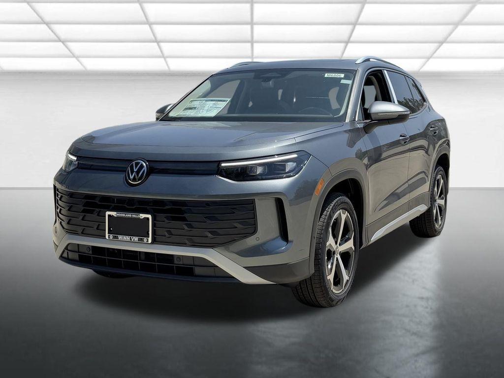 new 2025 Volkswagen Tiguan car, priced at $38,176