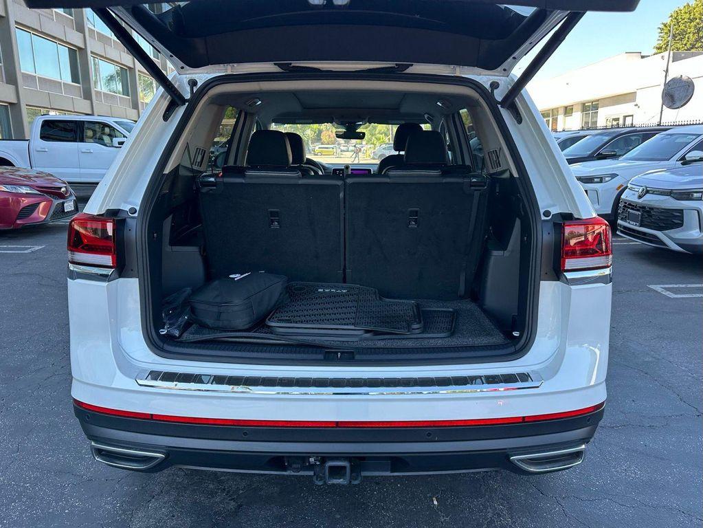 new 2025 Volkswagen Atlas car, priced at $52,404