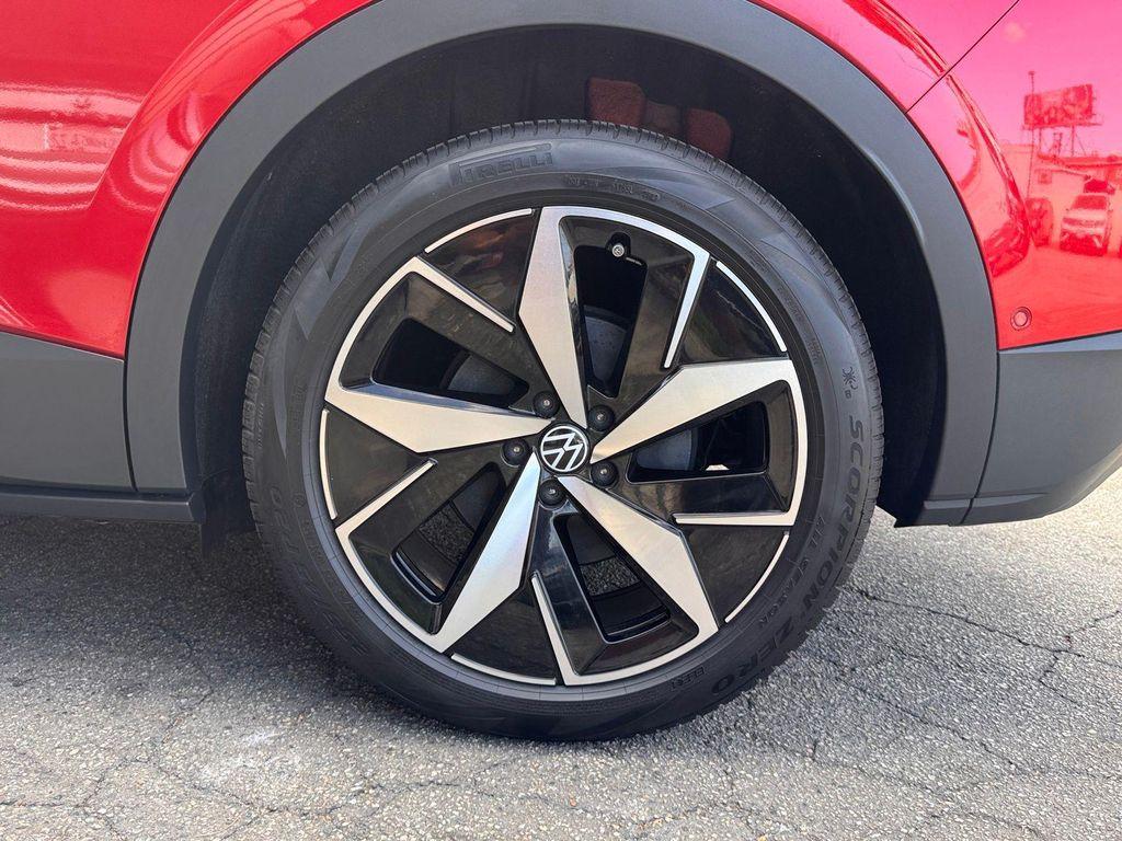 used 2023 Volkswagen ID.4 car, priced at $24,995