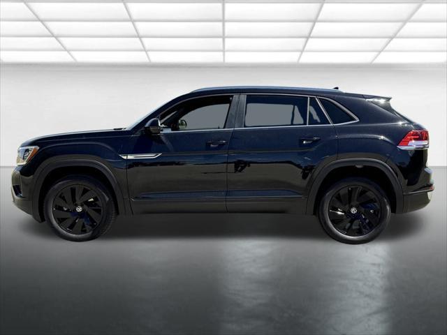 new 2025 Volkswagen Atlas Cross Sport car, priced at $43,678
