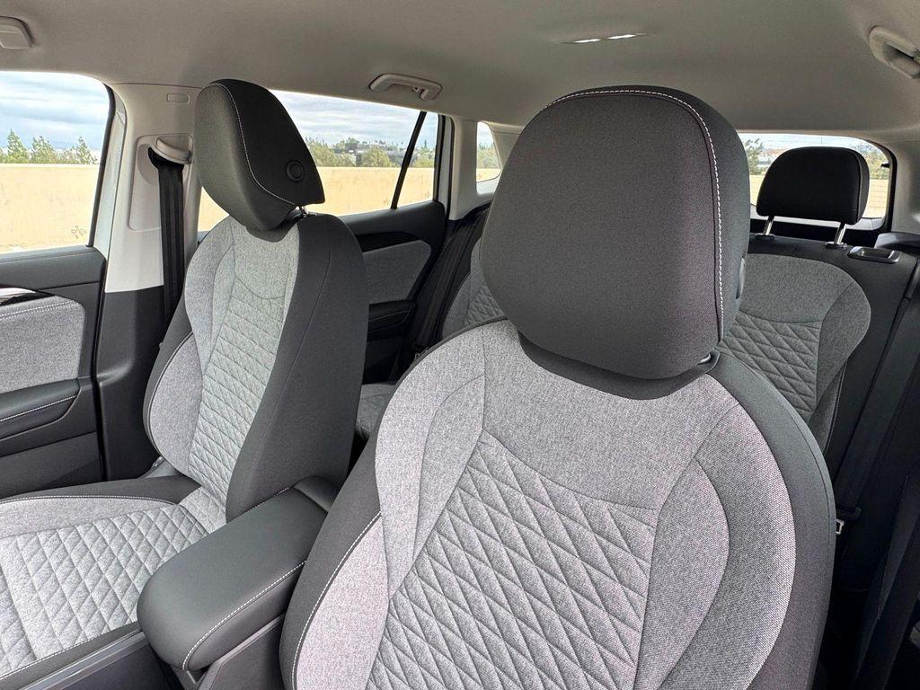 new 2025 Volkswagen Tiguan car, priced at $34,182