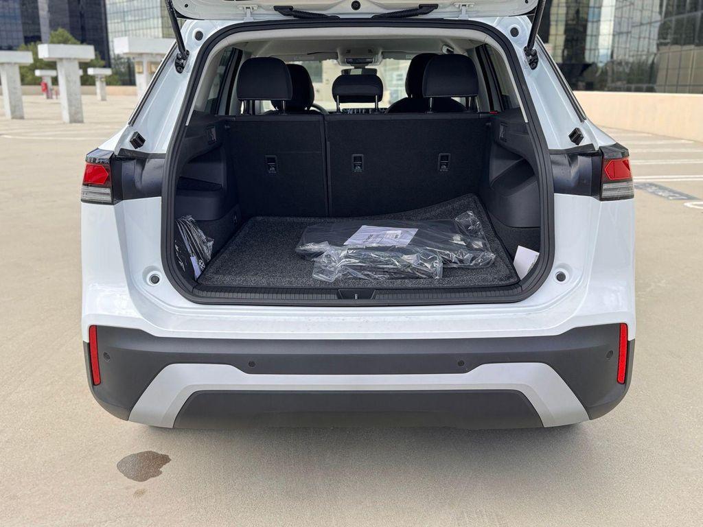 new 2025 Volkswagen Tiguan car, priced at $34,182