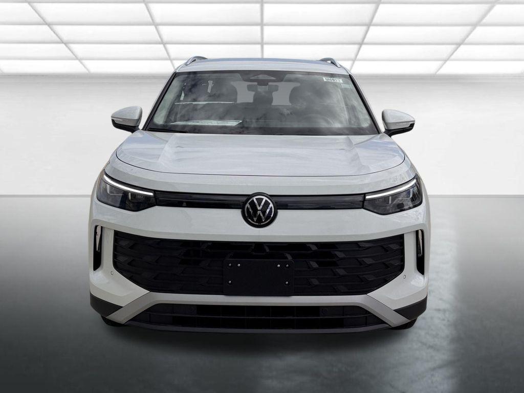 new 2025 Volkswagen Tiguan car, priced at $34,182