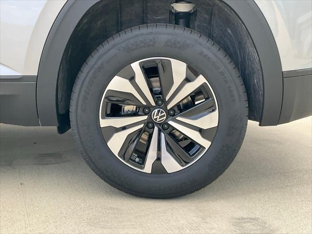 new 2025 Volkswagen Atlas Cross Sport car, priced at $38,738