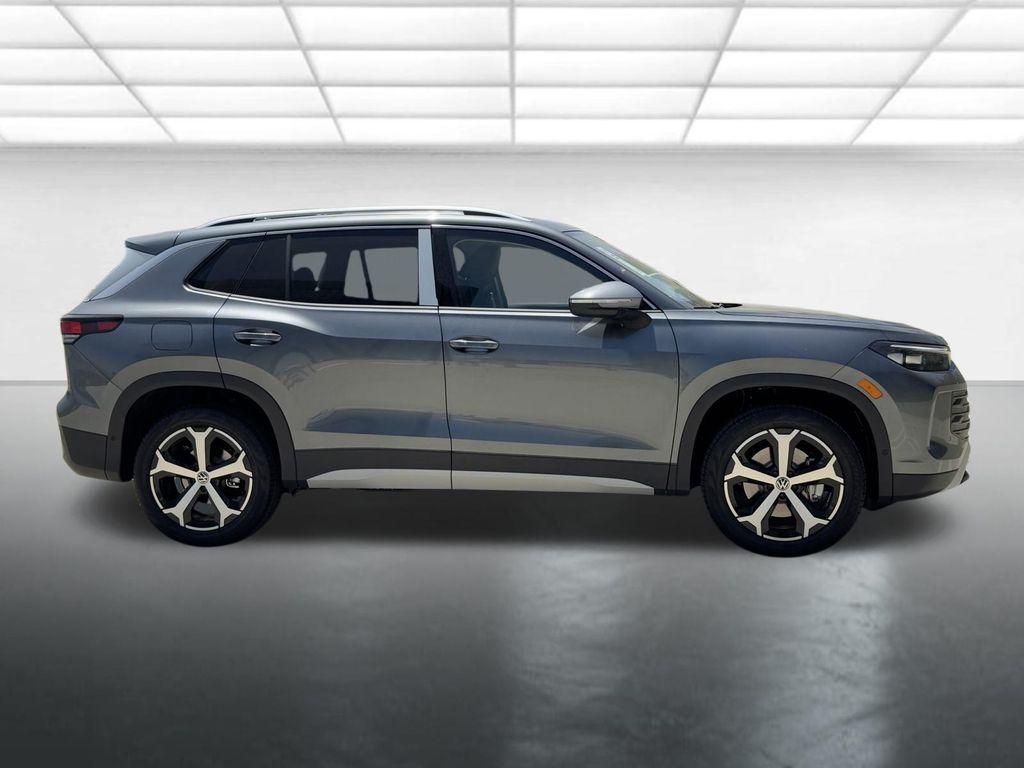 new 2025 Volkswagen Tiguan car, priced at $37,121