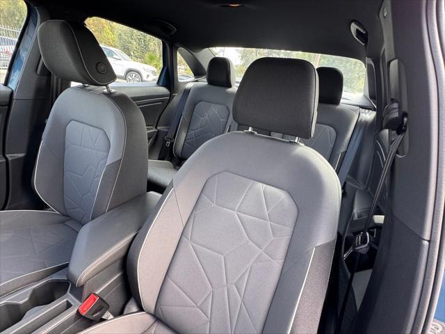 new 2025 Volkswagen Jetta car, priced at $25,511