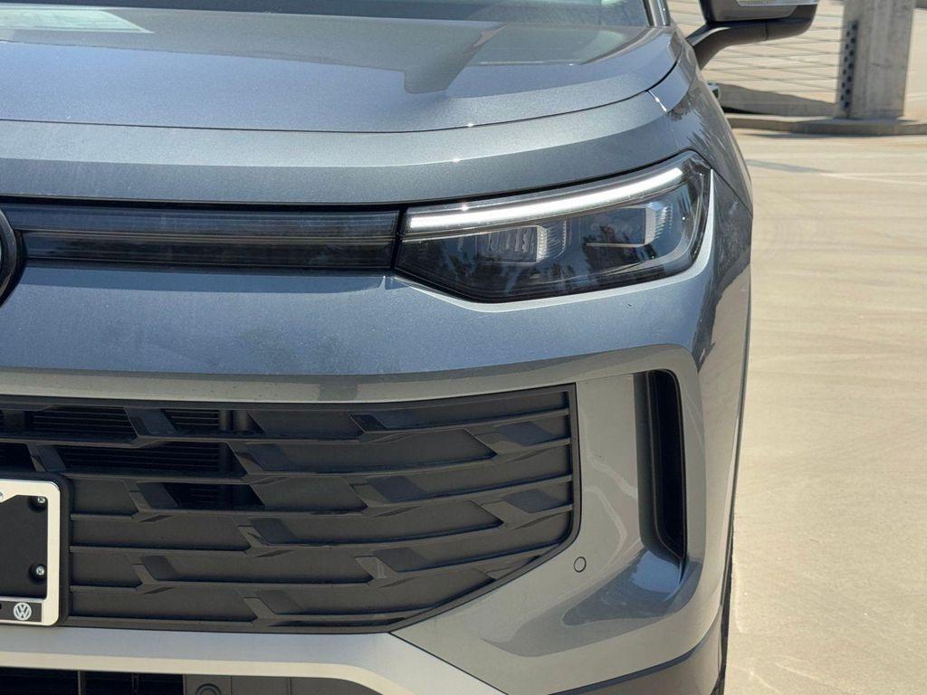 new 2025 Volkswagen Tiguan car, priced at $35,476
