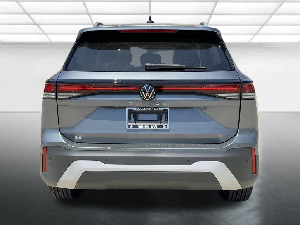new 2025 Volkswagen Tiguan car, priced at $35,476