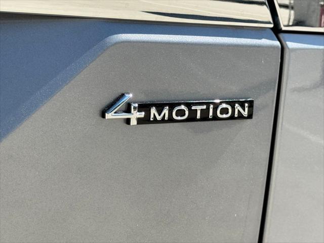 new 2025 Volkswagen Atlas car, priced at $56,208
