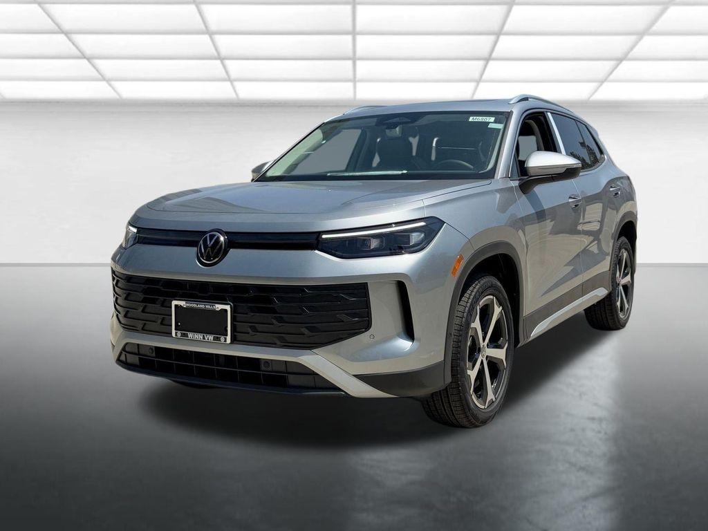 new 2025 Volkswagen Tiguan car, priced at $38,176