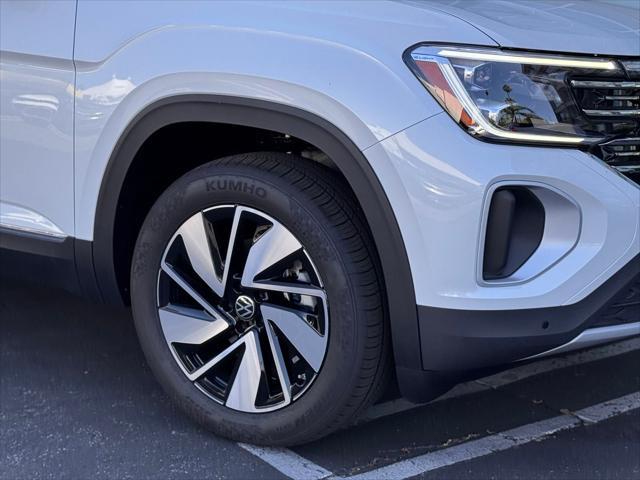 new 2025 Volkswagen Atlas car, priced at $51,479