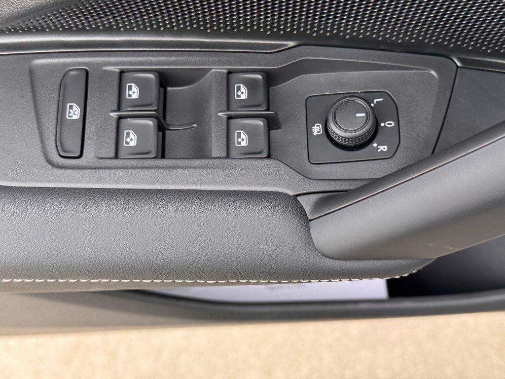 new 2025 Volkswagen Tiguan car, priced at $31,405
