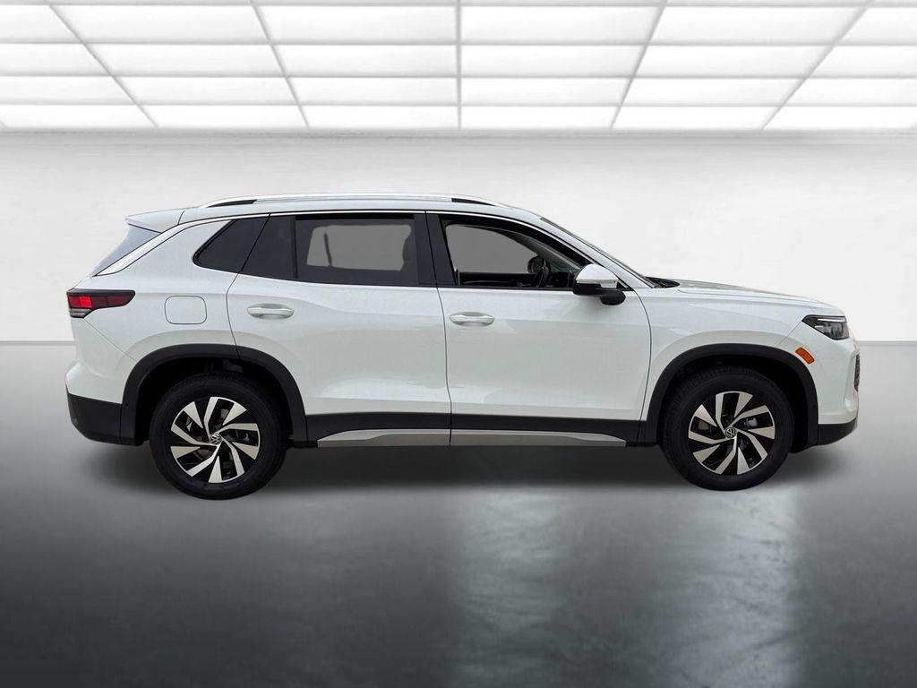 new 2025 Volkswagen Tiguan car, priced at $31,405