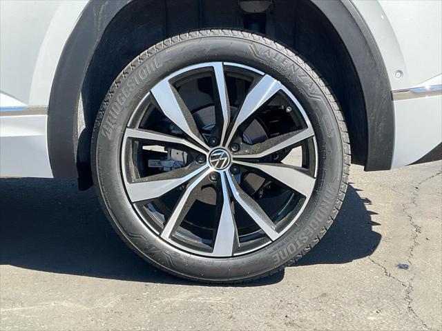 new 2025 Volkswagen Atlas Cross Sport car, priced at $55,031