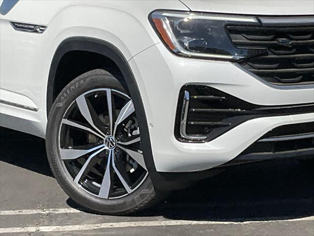 new 2025 Volkswagen Atlas Cross Sport car, priced at $55,031