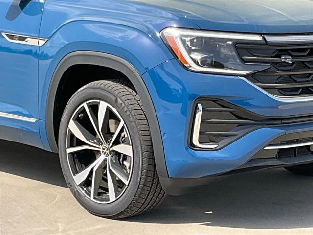 new 2025 Volkswagen Atlas car, priced at $55,571