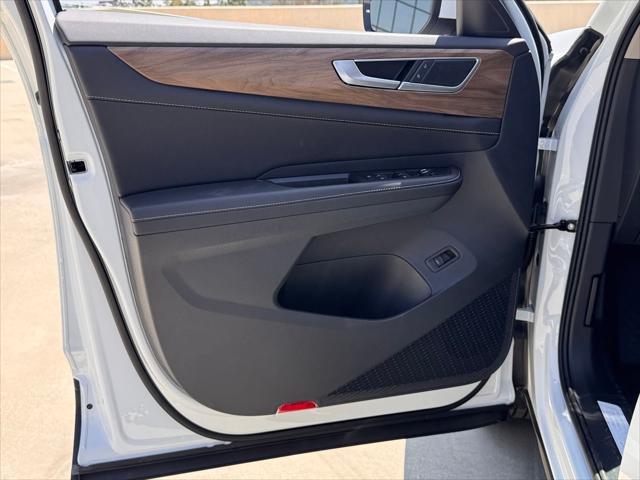 new 2025 Volkswagen Atlas car, priced at $45,954