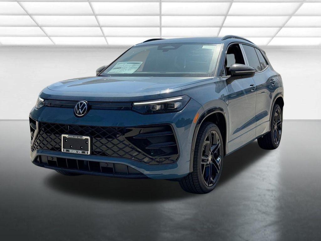 new 2025 Volkswagen Tiguan car, priced at $40,867