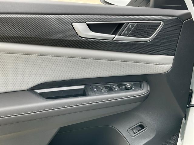 new 2025 Volkswagen Atlas Cross Sport car, priced at $51,976