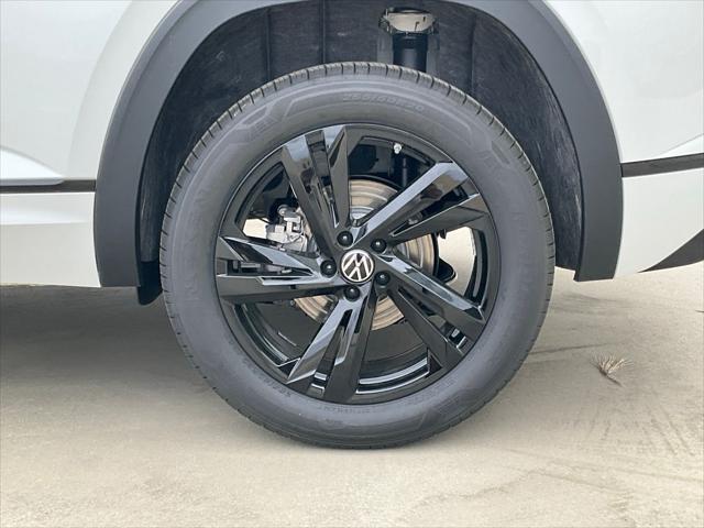 new 2025 Volkswagen Atlas Cross Sport car, priced at $51,976