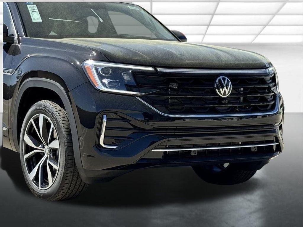 new 2025 Volkswagen Atlas Cross Sport car, priced at $55,246