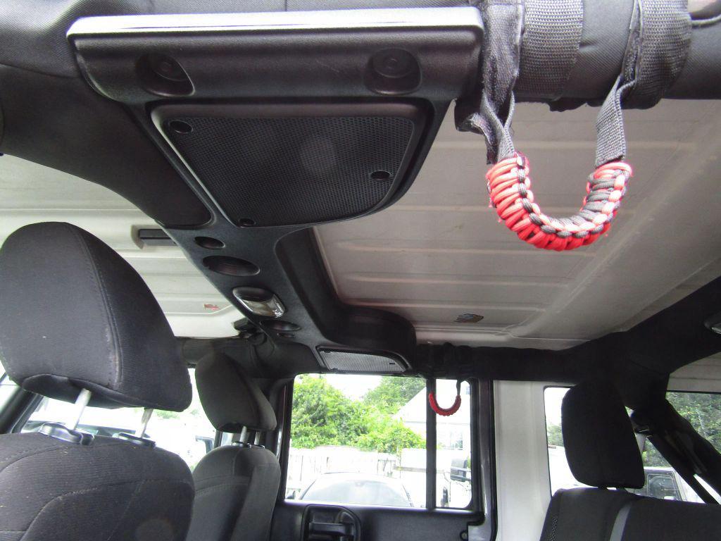 used 2016 Jeep Wrangler Unlimited car, priced at $15,995