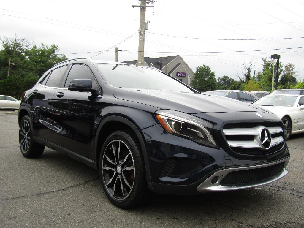 used 2017 Mercedes-Benz GLA 250 car, priced at $10,995