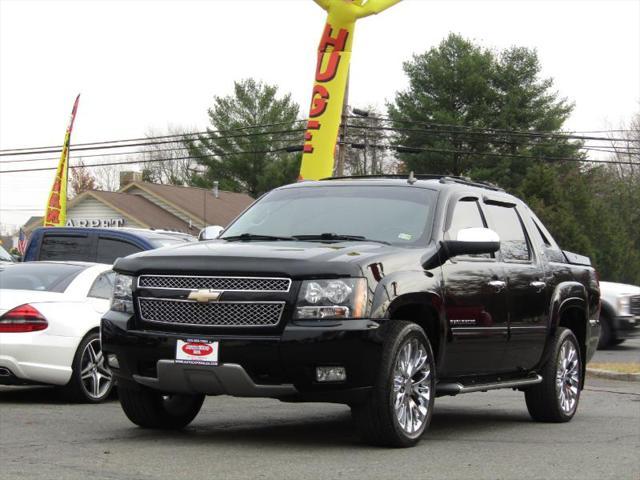 used 2011 Chevrolet Avalanche car, priced at $19,995