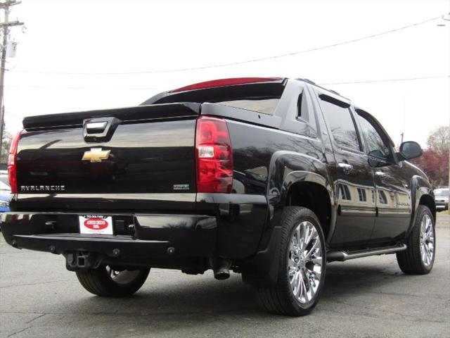 used 2011 Chevrolet Avalanche car, priced at $19,995