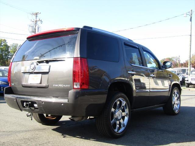 used 2011 Cadillac Escalade car, priced at $13,995