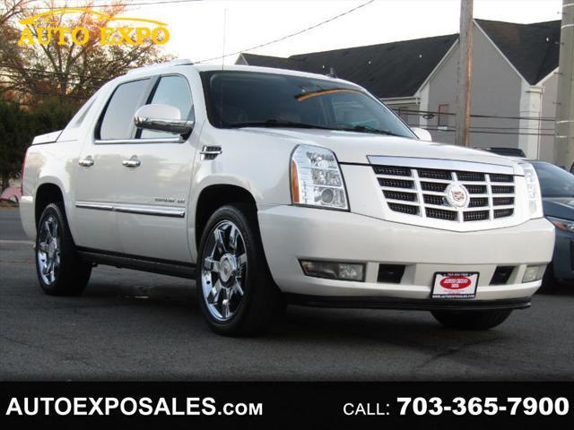 used 2013 Cadillac Escalade EXT car, priced at $19,995