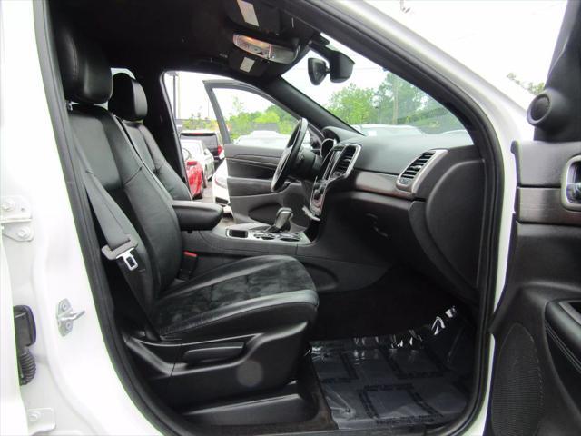 used 2017 Jeep Grand Cherokee car, priced at $17,995
