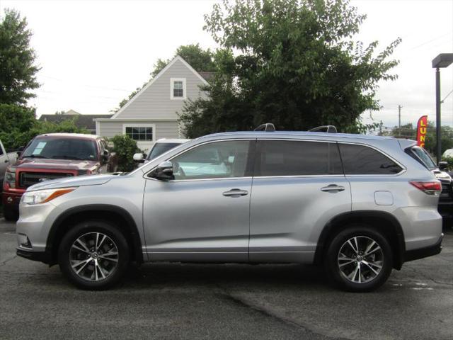 used 2016 Toyota Highlander car, priced at $21,245