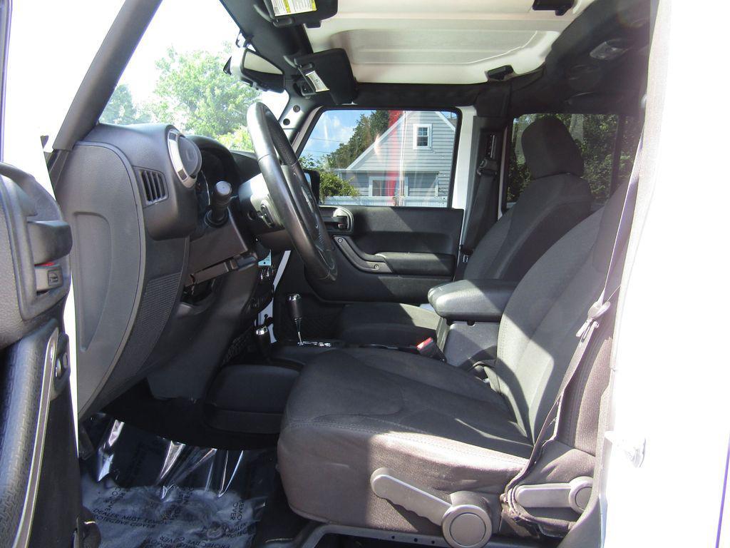 used 2014 Jeep Wrangler Unlimited car, priced at $16,495