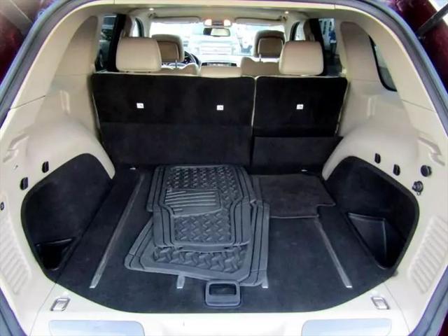 used 2016 Jeep Grand Cherokee car, priced at $13,995