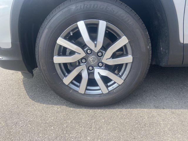 used 2022 Honda Pilot car, priced at $25,994