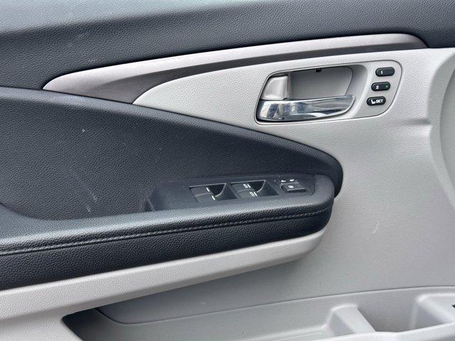 used 2022 Honda Pilot car, priced at $27,526