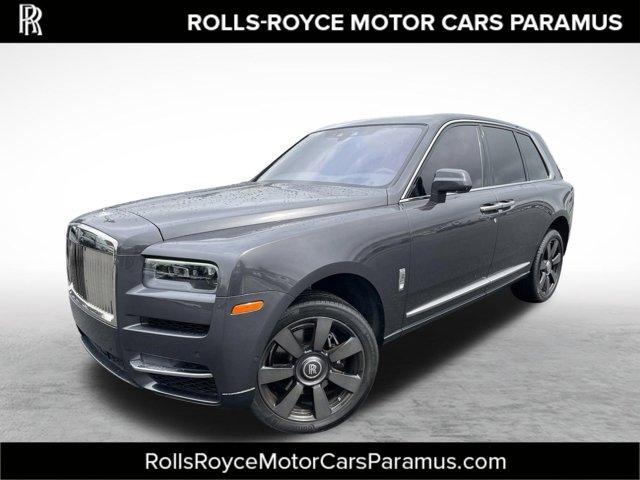 used 2020 Rolls-Royce Cullinan car, priced at $288,888